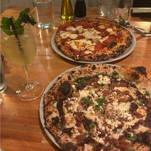 Meet your Posher, Ev